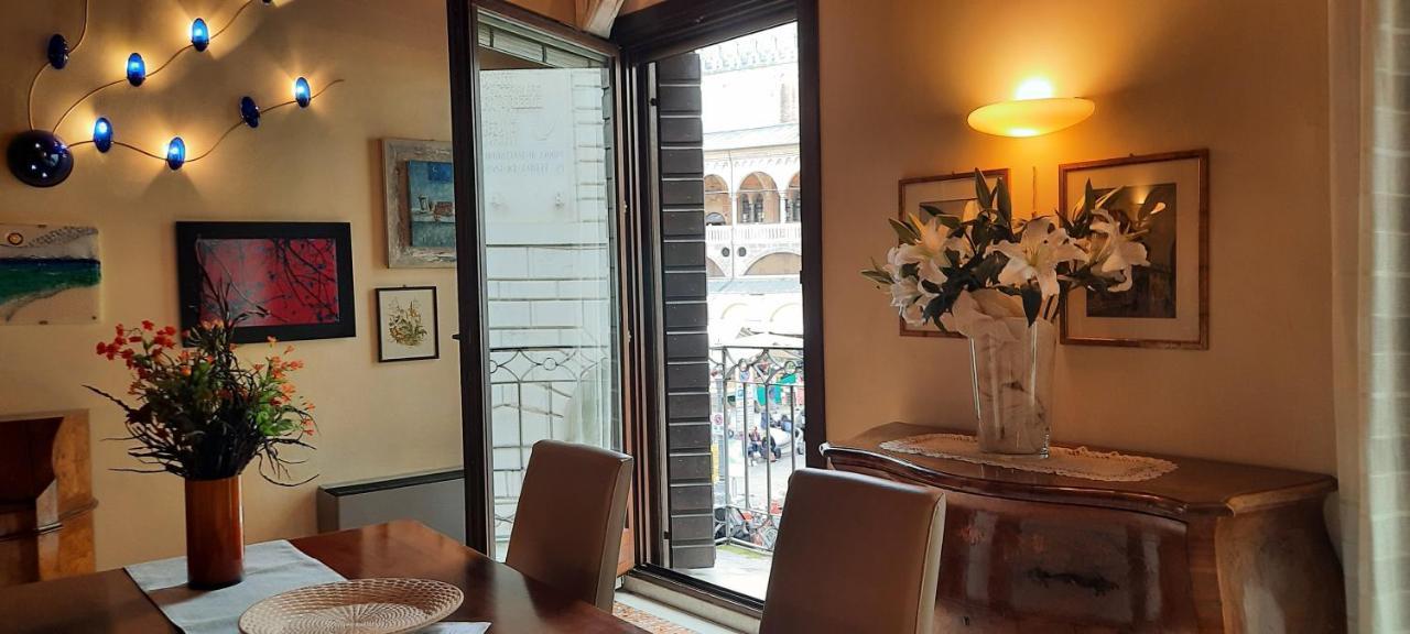 Padovaresidence Apartments - Vista Piazza Delle Erbe E Palazzo Della Ragione Exteriör bild