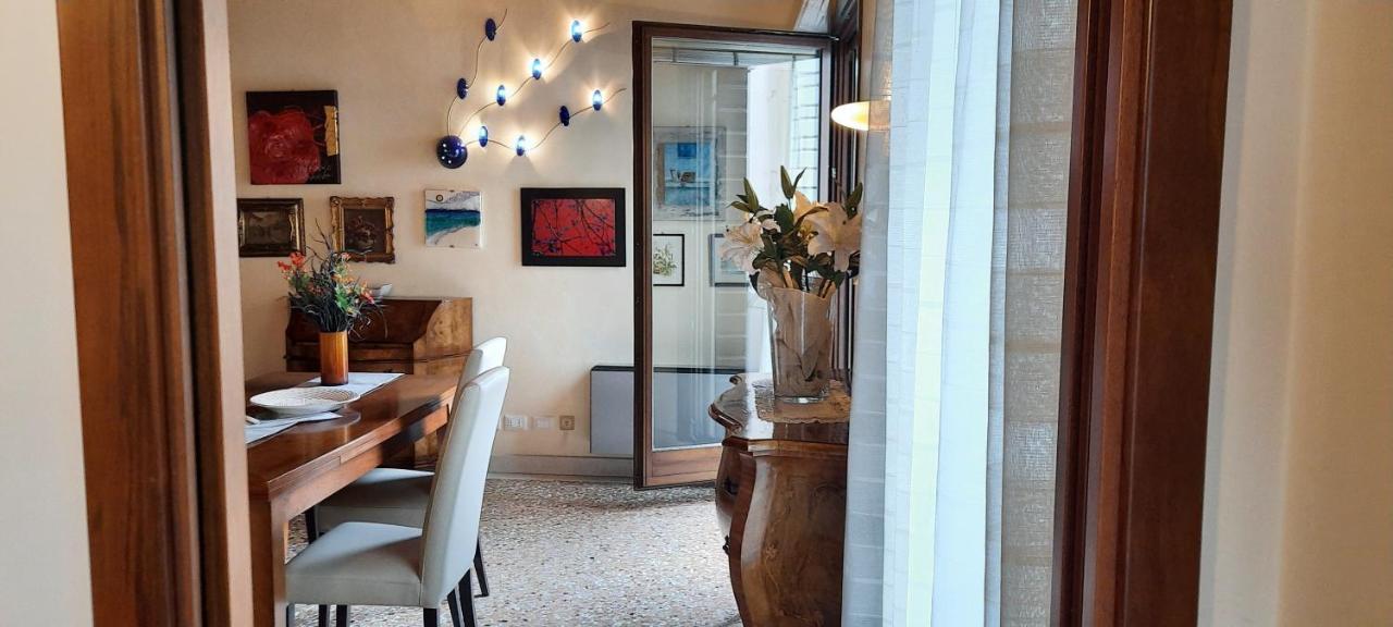 Padovaresidence Apartments - Vista Piazza Delle Erbe E Palazzo Della Ragione Exteriör bild
