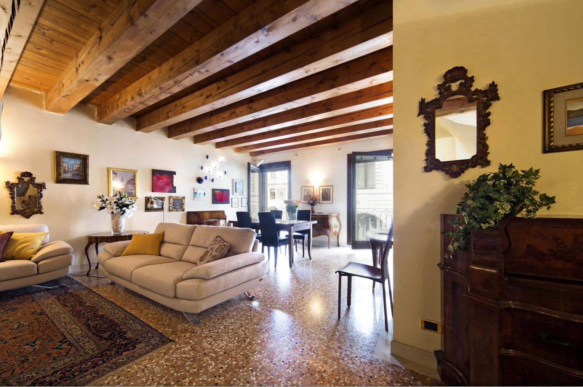 Padovaresidence Apartments - Vista Piazza Delle Erbe E Palazzo Della Ragione Exteriör bild