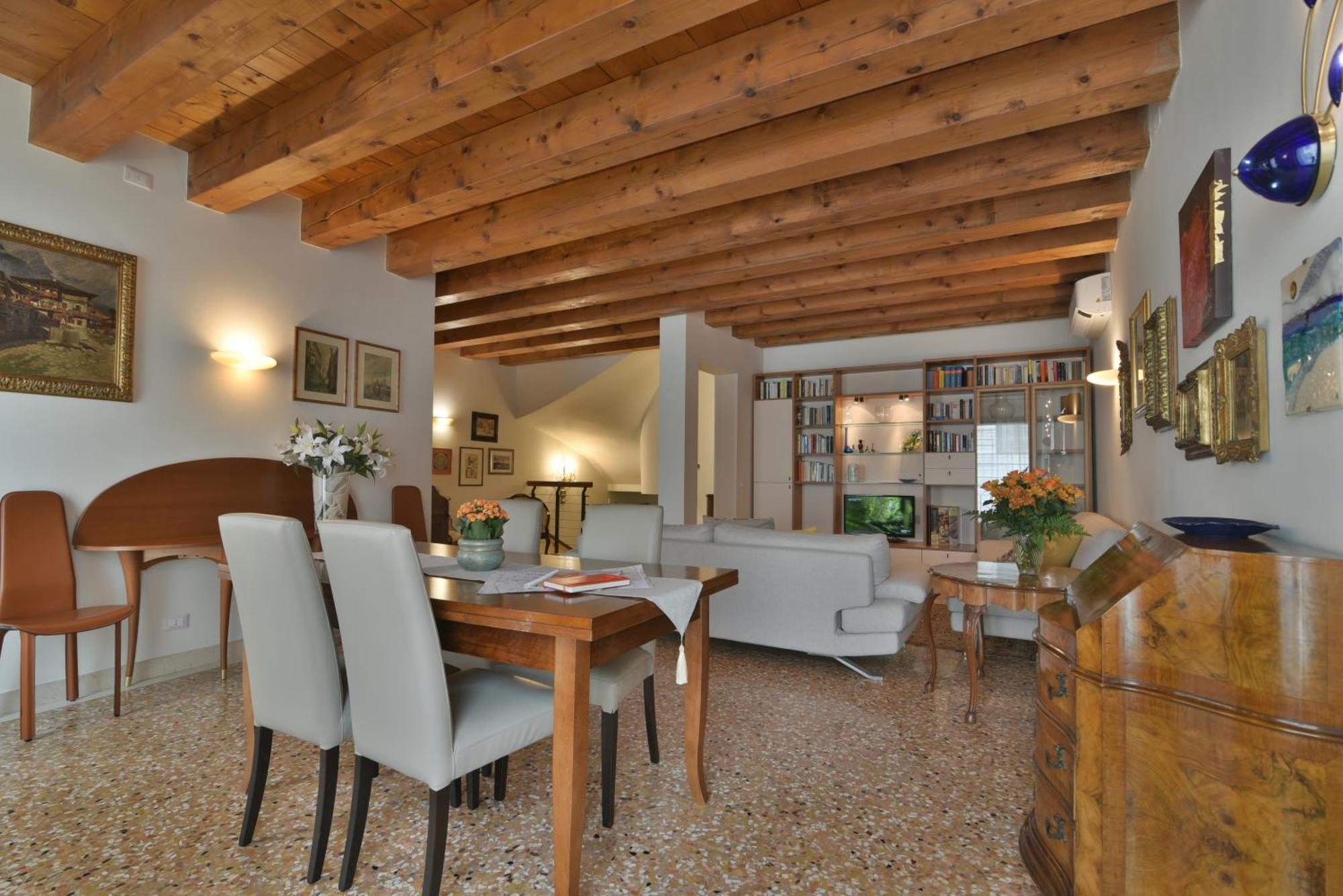 Padovaresidence Apartments - Vista Piazza Delle Erbe E Palazzo Della Ragione Exteriör bild